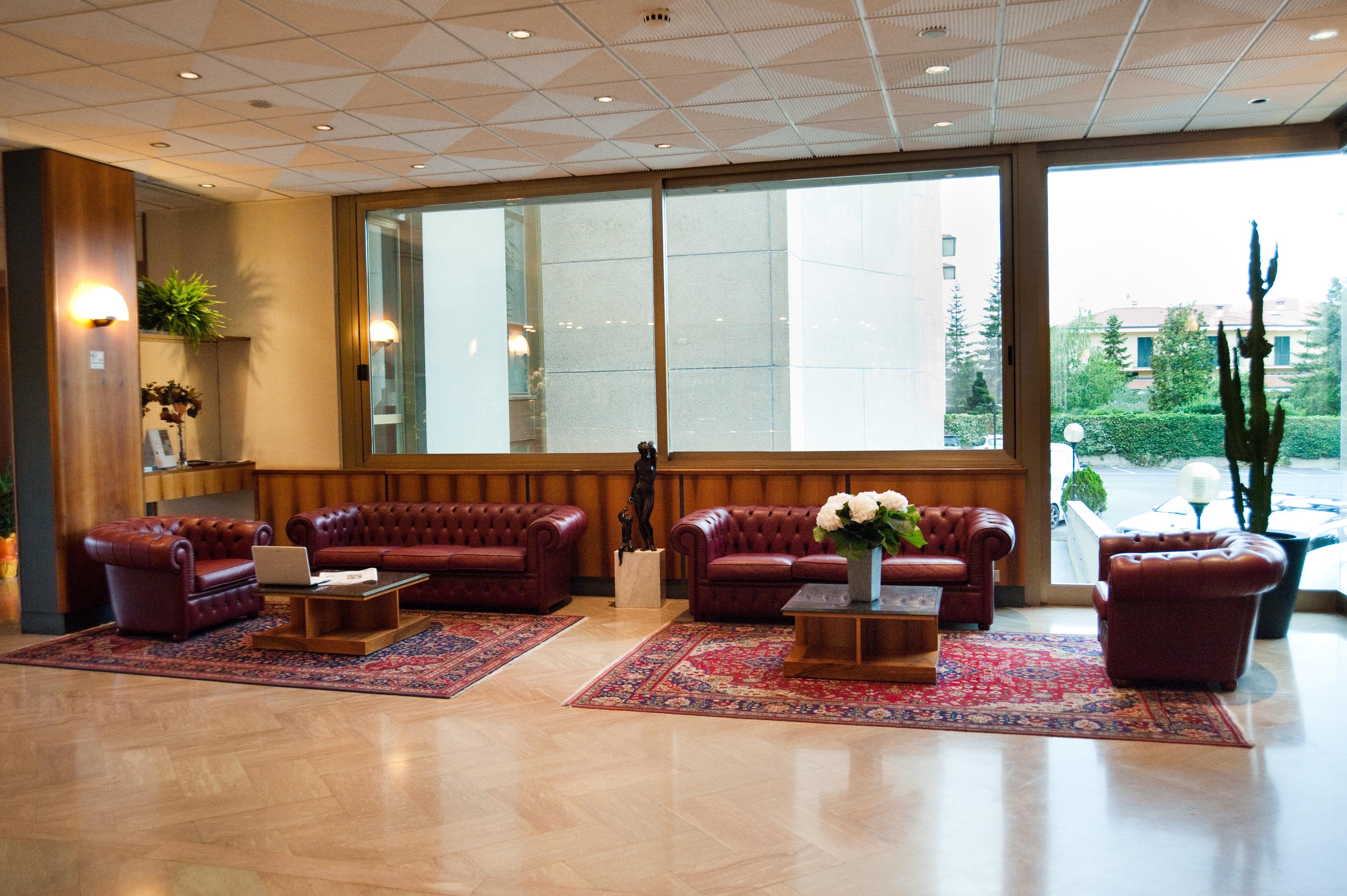 Hotel Minerva Арецо Екстериор снимка