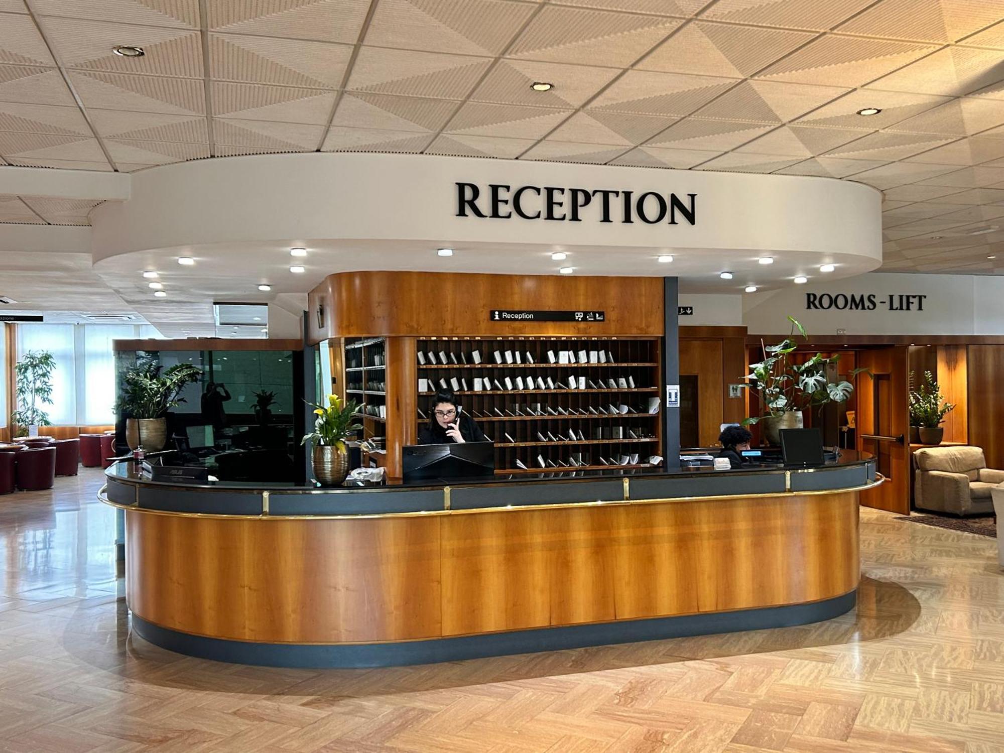 Hotel Minerva Арецо Екстериор снимка