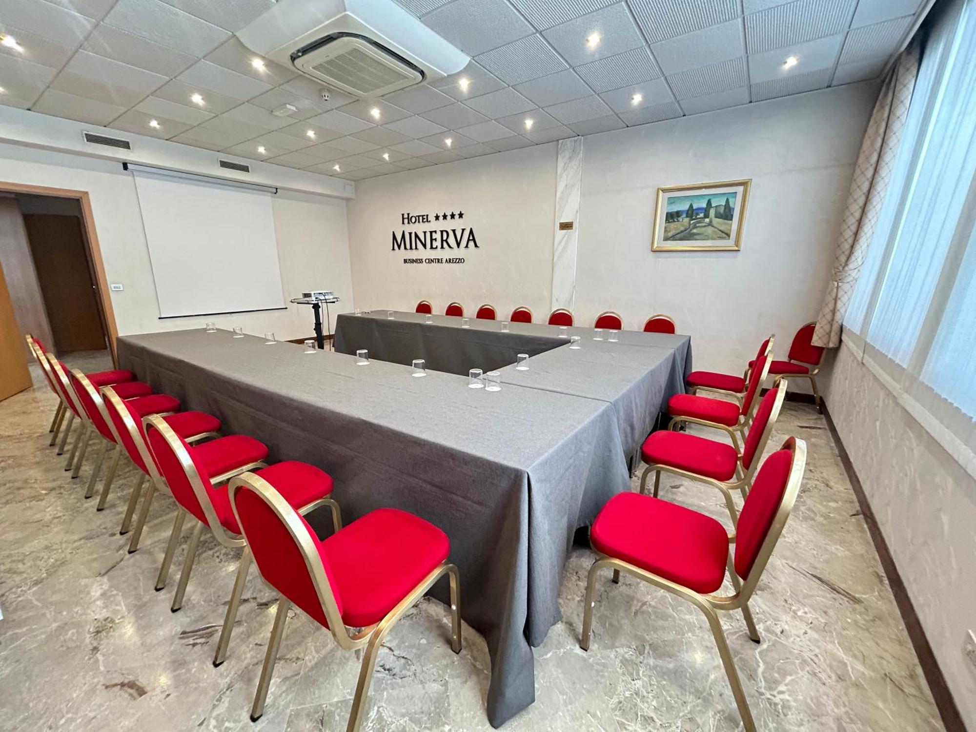 Hotel Minerva Арецо Екстериор снимка
