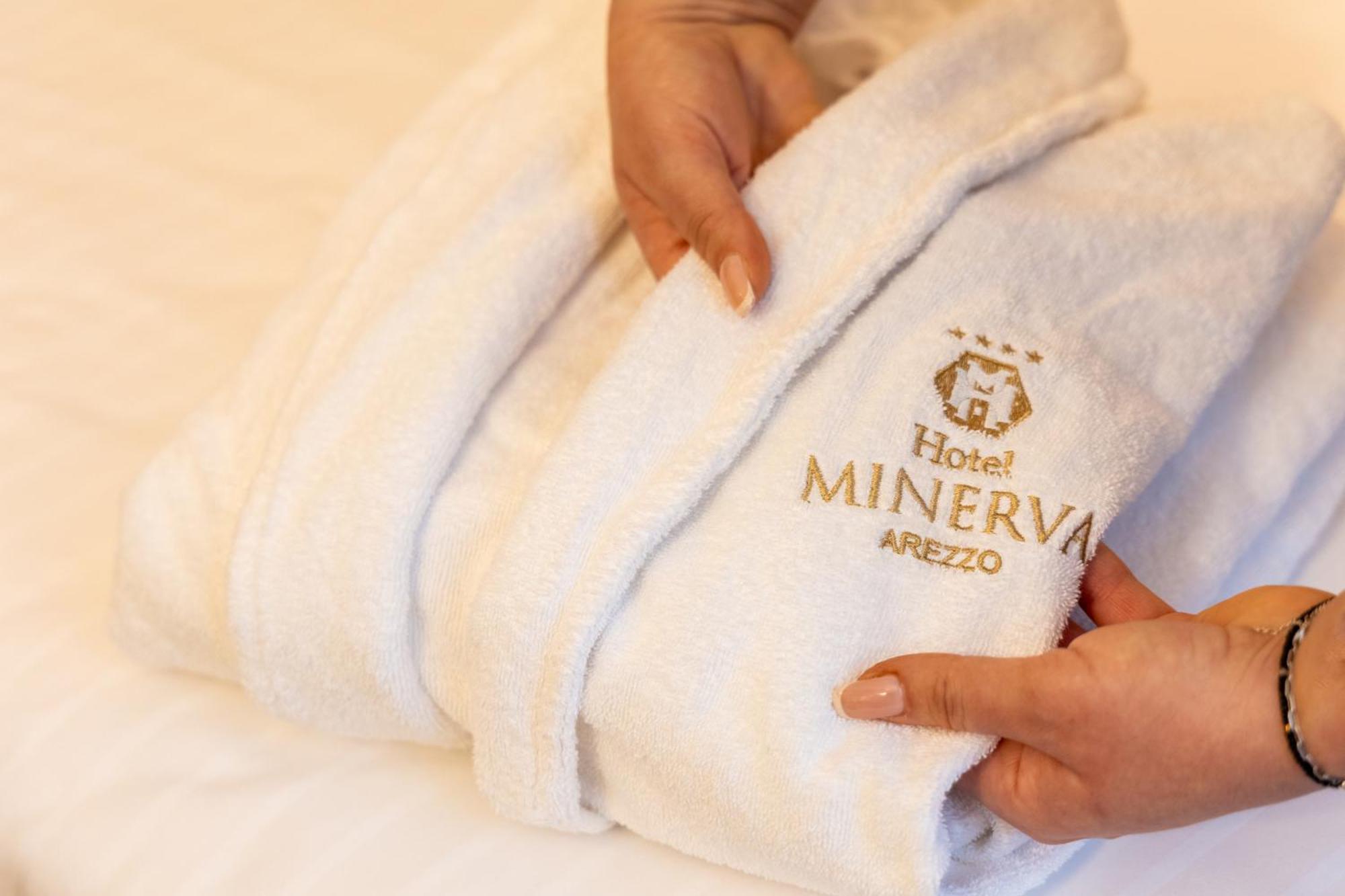 Hotel Minerva Арецо Екстериор снимка