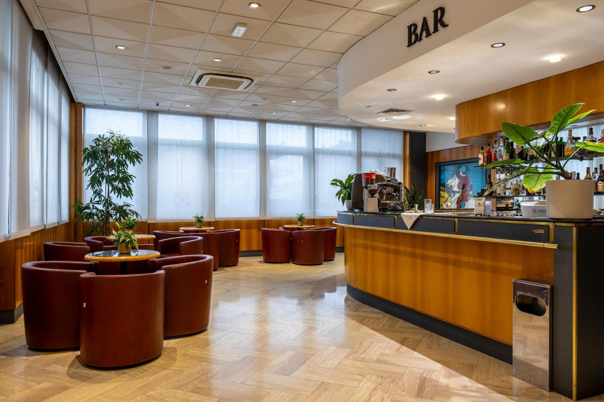 Hotel Minerva Арецо Екстериор снимка